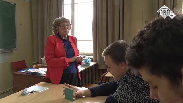 Туркина Г.Ф. Мастер-класс по физике. 7 июня 2016г. смотреть онлайн