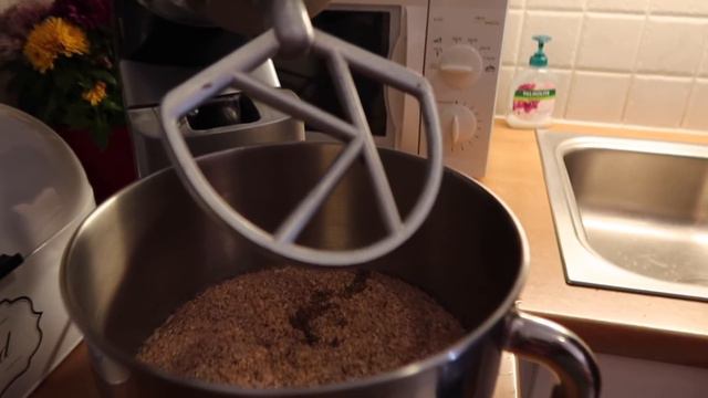 O PAO QUE OS NORUEGUESES COMEM! ESSE É FACIL, CROCANTE E NUTRITIVO 🇳🇴Canal A Noruega e Eu🇧🇷 смотреть онлайн