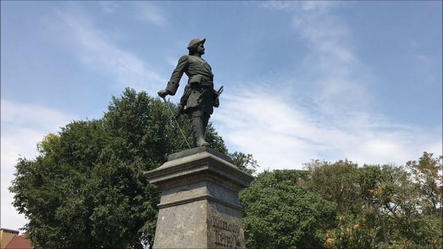 Сквер Петра 1 в Таганроге смотреть онлайн