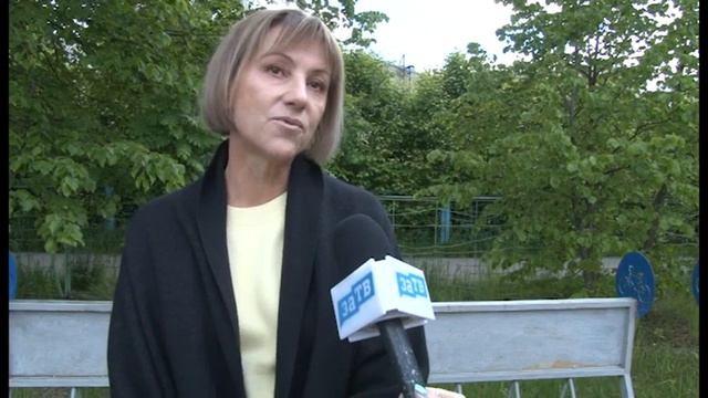 Для зареченских школьников прозвенел последний звонок смотреть онлайн