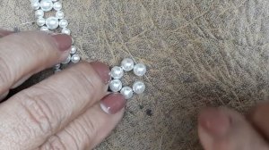 Элегантное жемчужное ожерелье.