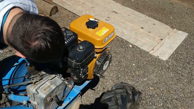 Замена свечи и воздушного фильтра на мотоблоке НЕВА МБ-23 смотреть онлайн