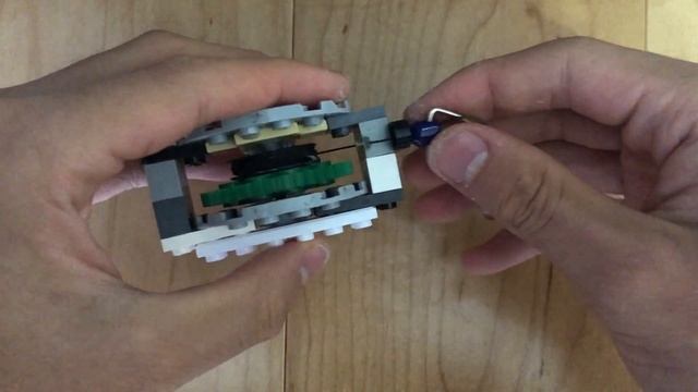 RETRACTABLE Lego Launcher? How to make my BEST WORKING Rewindable Lego Launcher! смотреть онлайн