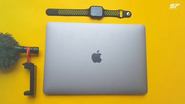 MacBook Pro M1 Unboxing-2021