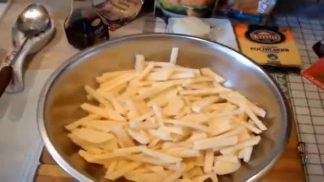 Картофельная запеканка с фаршем в мультиварке! смотреть онлайн
