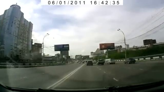 ZA-Auto.ru - Еле увернулся смотреть онлайн