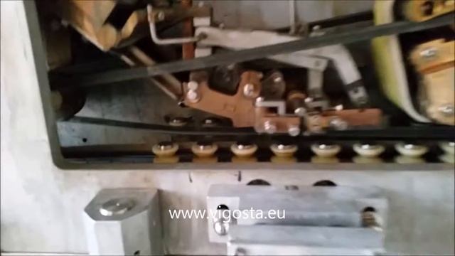 Дозатор и укупор густых продуктов