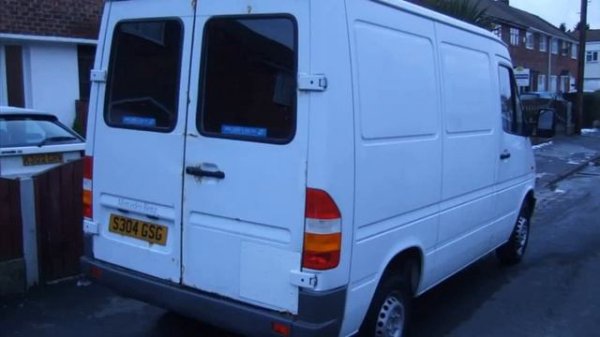 Mercedes Sprinter 208 D
