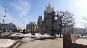 Москва. Истории сталинских высоток. Здание МИД на Смоленской.