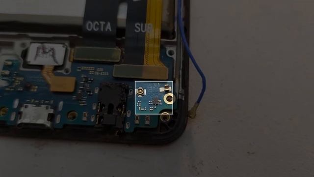 Samsung не заряжается! Холодная батарея! Samsung A31 (A315F)! Решение! Телефон после падения! смотреть онлайн
