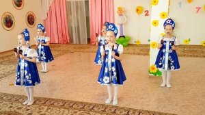 Песня “Бабушка, испеки оладушки"