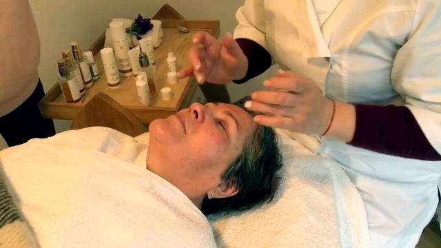 Ekaterina Shevchuk Dr.Hauschka (Доктор Хаушка): регенерирующий уход за зрелой кожей + РОЗЫГРЫШ смотреть онлайн