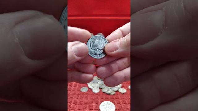1980 Susan B Anthony dollar coin. смотреть онлайн