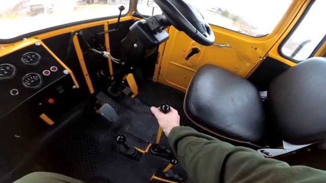 ТРАКТОР КИРОВЕЦ. УПРАВЛЕНИЕ ТРАКТОРОМ К 700 А. Часть 1 смотреть онлайн