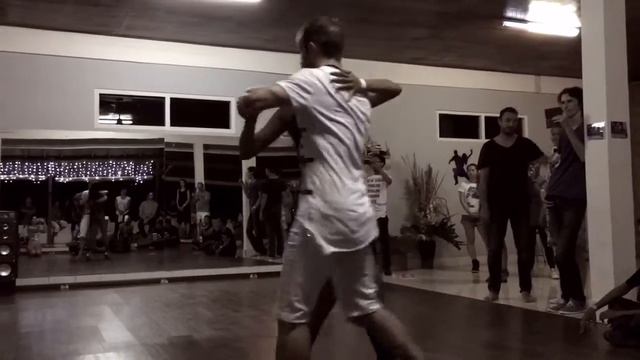Kizomba advanced steps with Kristofer Mencak at Ubud Studio смотреть онлайн