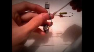 Как сделать простую схему задержки включения питания (Реле времени, схема плавного пуска)