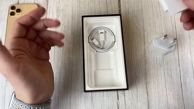 Распаковка IPhone 11 Pro и первое впечатление