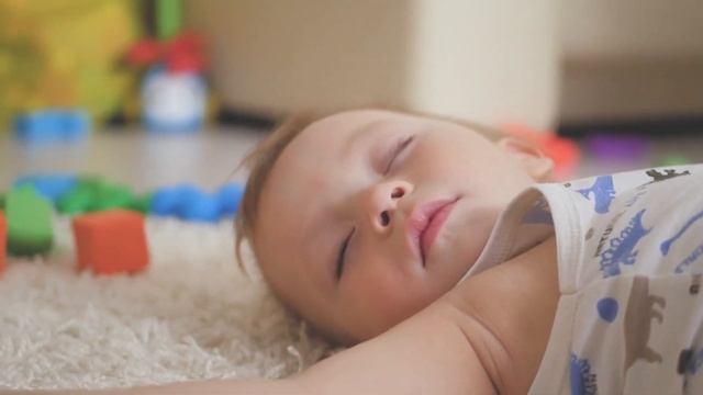 10 Hours WOMB SOUNDS - Help Your Baby Get To Sleep - Shusher For Babies   Heartbeats & White Noise