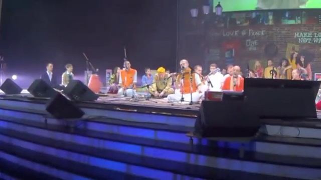Песня про Шрилу Прабхупаду Голока Фест 05 12 2015 г смотреть онлайн