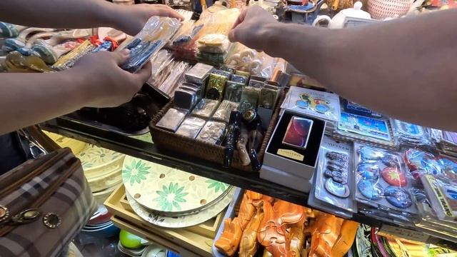 AMAZING FIRST IMPRESSIONS Of Ho Chi Minh City (Saigon) Vietnam ??