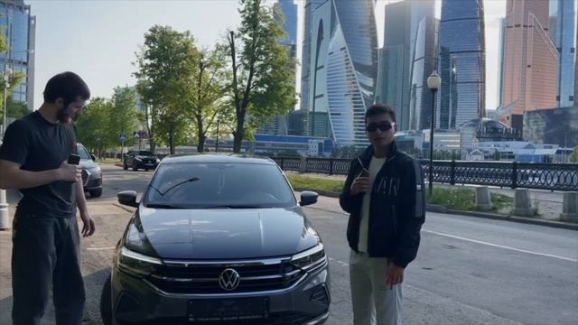 Купил дорого Немца в 19 | Чеченский обзор | Московский ДВИЖ смотреть онлайн