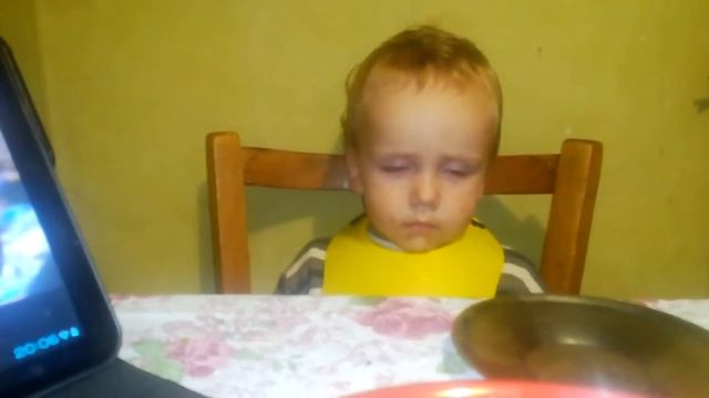 Сон или еда. Новое поколение :-D смотреть онлайн