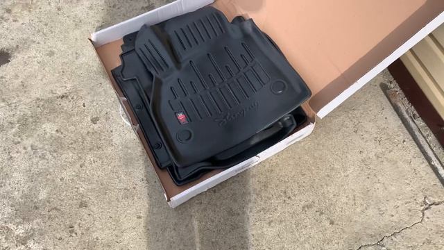 Коврики в салон для Renault Kangoo II 2008-2020 смотреть онлайн