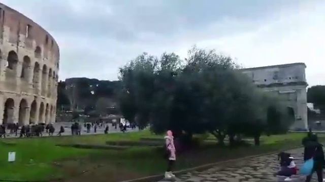 Итальяночка в Риме! смотреть онлайн