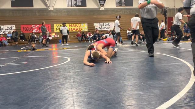 Rocklin Zinkin VS Dominic Bozanic in 2022 Clovis West Shootout Finals смотреть онлайн