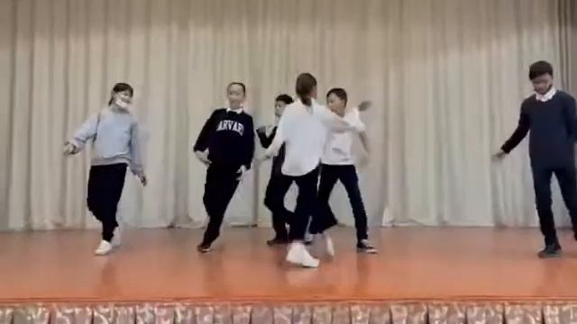 Репетиция на весенний балл смотреть онлайн