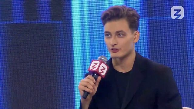 Невероятные па судьбы Из стритового стиля на академическую сцену сложно, возможно, оправдано смотреть онлайн