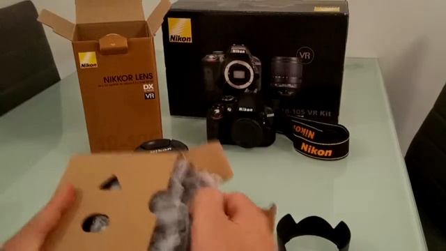 Nikon 18-105 VR Lens - Unboxing Video смотреть онлайн