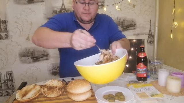 БУРГЕР зі рваною свининою! Дуже смачно! смотреть онлайн