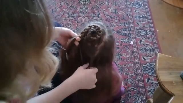 Причёска "Роза" с обратной косой (для любителей заплетать). смотреть онлайн