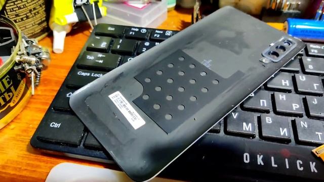 простой ремонт samsung galaxy, а 50 после попадания воды. . смотреть онлайн