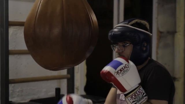 Боксер и ботаник в ринге смотреть онлайн