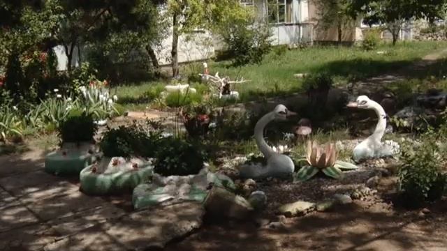 На улице 60 лет Октября почти полвека не меняли асфальт смотреть онлайн