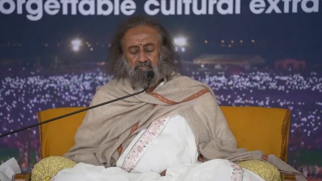 Пранаяма и медитация «без лица» (36 мин., 27.11.2022) смотреть онлайн