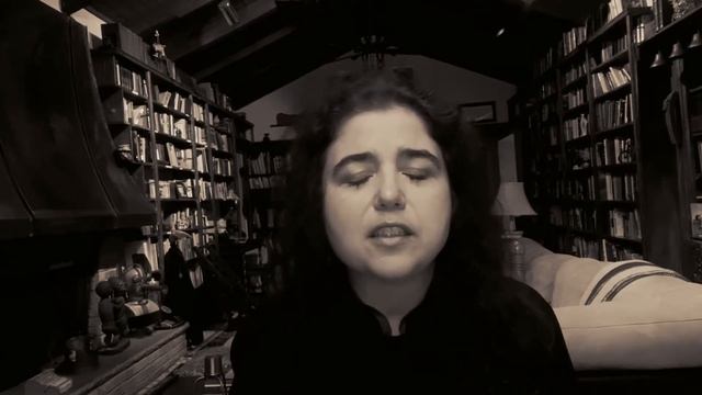 Лера Ауэрбах / Lera Auerbach • Стихи / Poems Я вскакиваю среди ночи в страхе...] смотреть онлайн