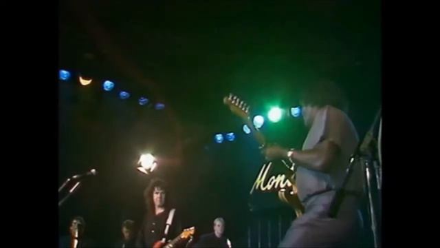 Perfect blues collab | Albert Collins & Gary Moore - Cold Cold Feeling (Live at Montreux) смотреть онлайн