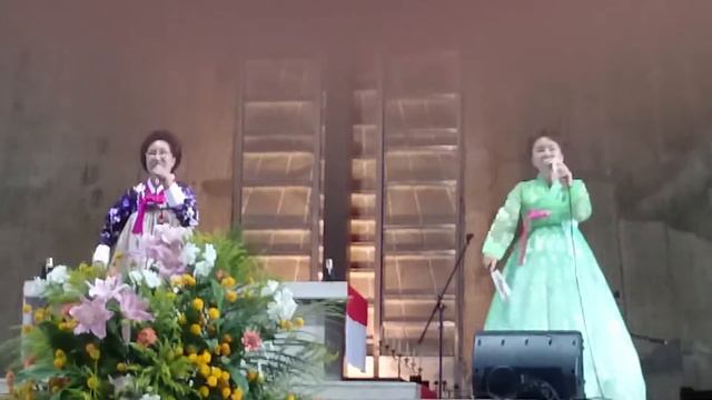 教会にて смотреть онлайн