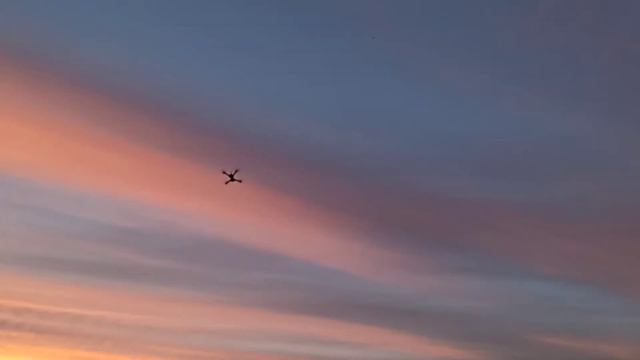 Квадрокоптер с земли смотреть онлайн