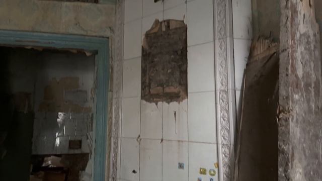 Заброшенный дом с дореволюционными печами [Региональная Заброшкофилия] смотреть онлайн