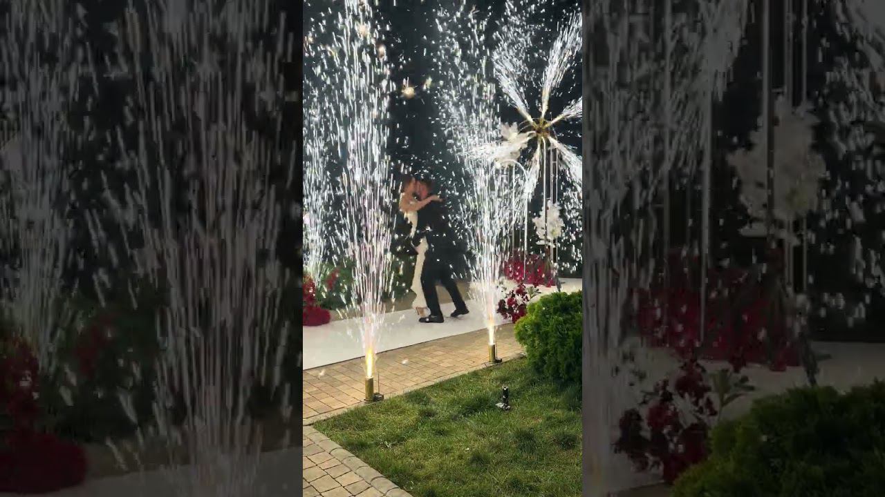 Холодные пиротехнические фонтаны на свадьбу , дорожка, вспышки , вертушка 12.08.24 смотреть онлайн