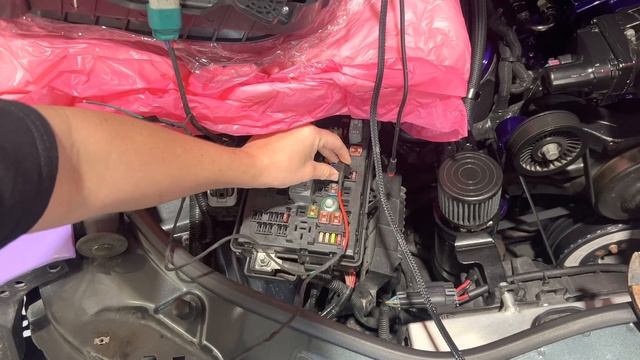Installing 6th gen headlights on a 5th gen Camaro смотреть онлайн