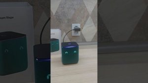 умная колонка  Яндекс миди с Алисой