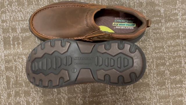 Skechers Men's Expended Seveno Leather Slip on Moccasin смотреть онлайн