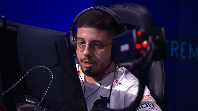 The World vs. Brasil in Counter-Strike 2! смотреть онлайн