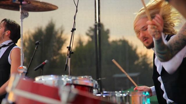 барабанное шоу барабанщиков, шоу на свадьбу корпоратив презентацию , музыканты, группа смотреть онлайн