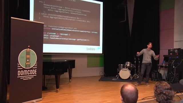 Willem-Jan Zijderveld - CQRS and Event Sourcing In Practice @ Qandidate.com - DomCode 2015 смотреть онлайн
